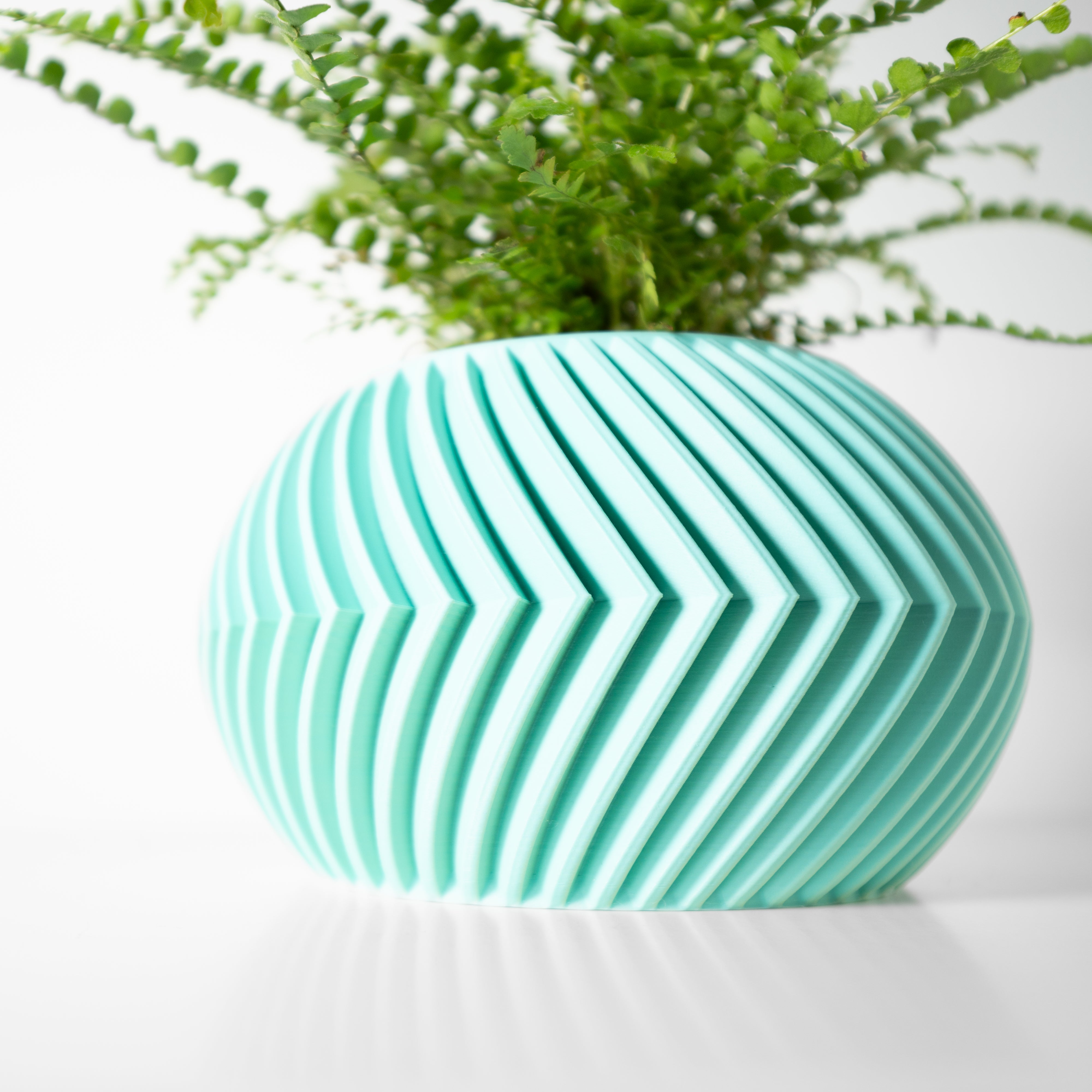Soko Planter Vase mit Ablauf – Lebhafte Pflanzdekoration