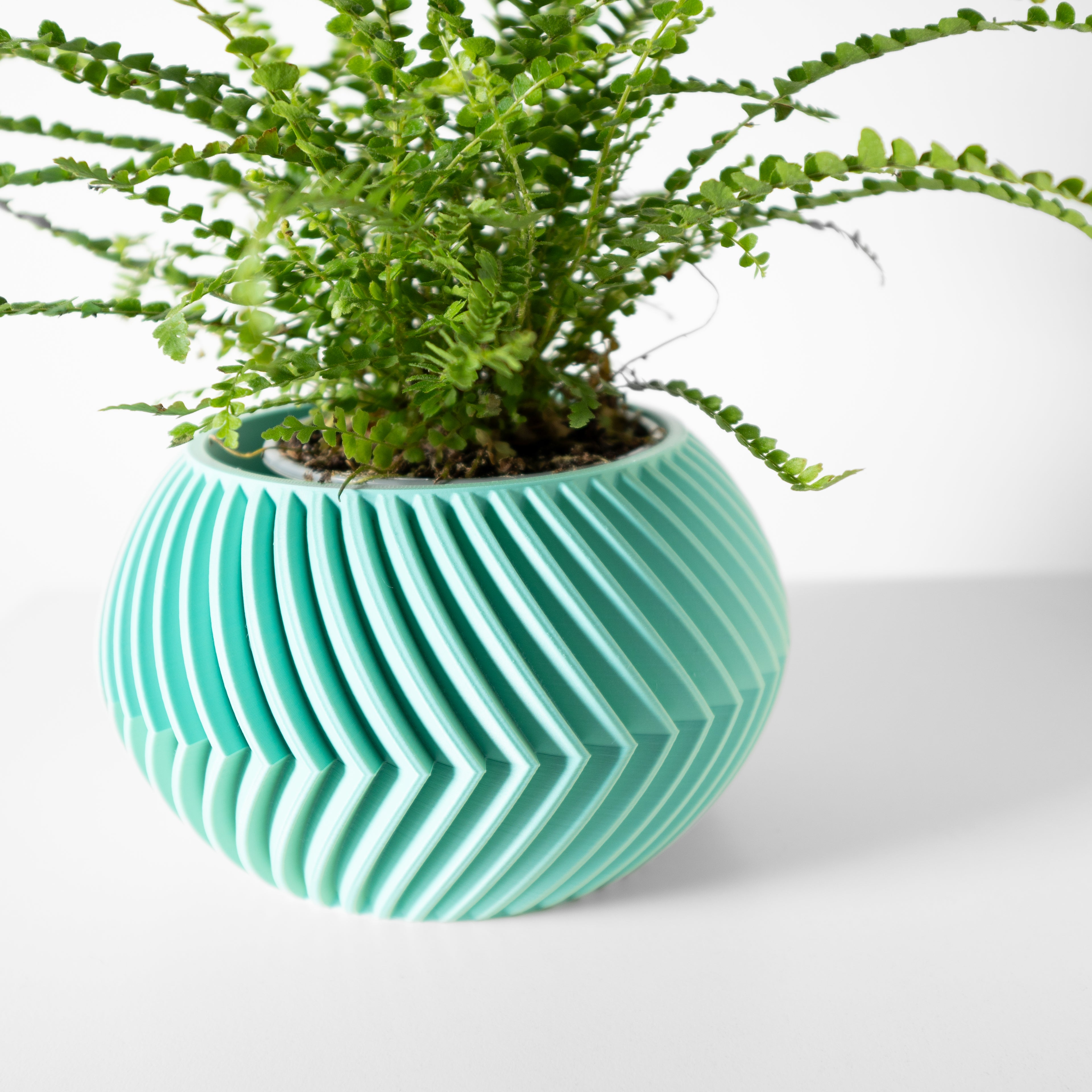 Soko Planter Vase mit Ablauf – Lebhafte Pflanzdekoration