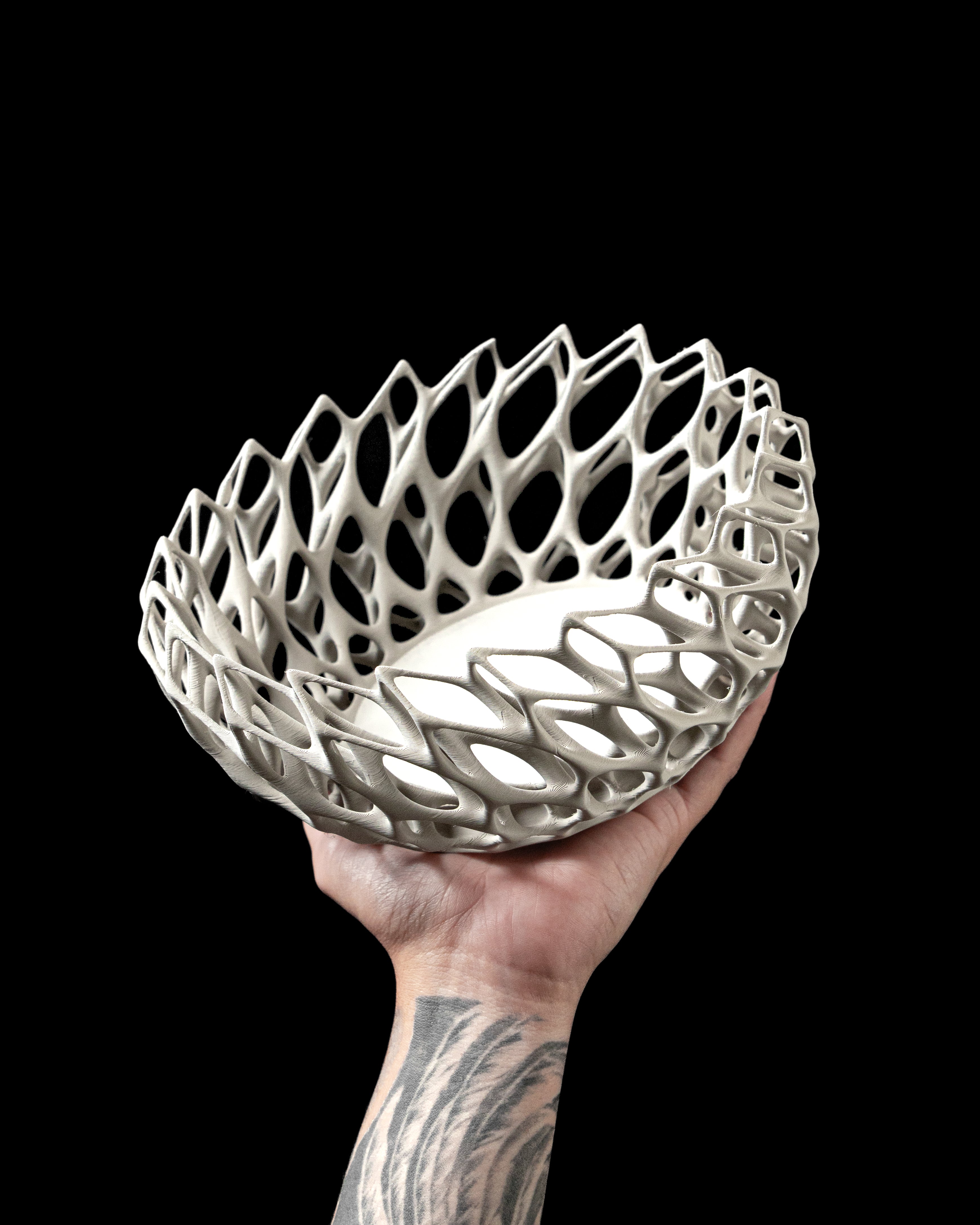 Twisted Catch-all Bowl – Verzierte Moderne Aufbewahrung