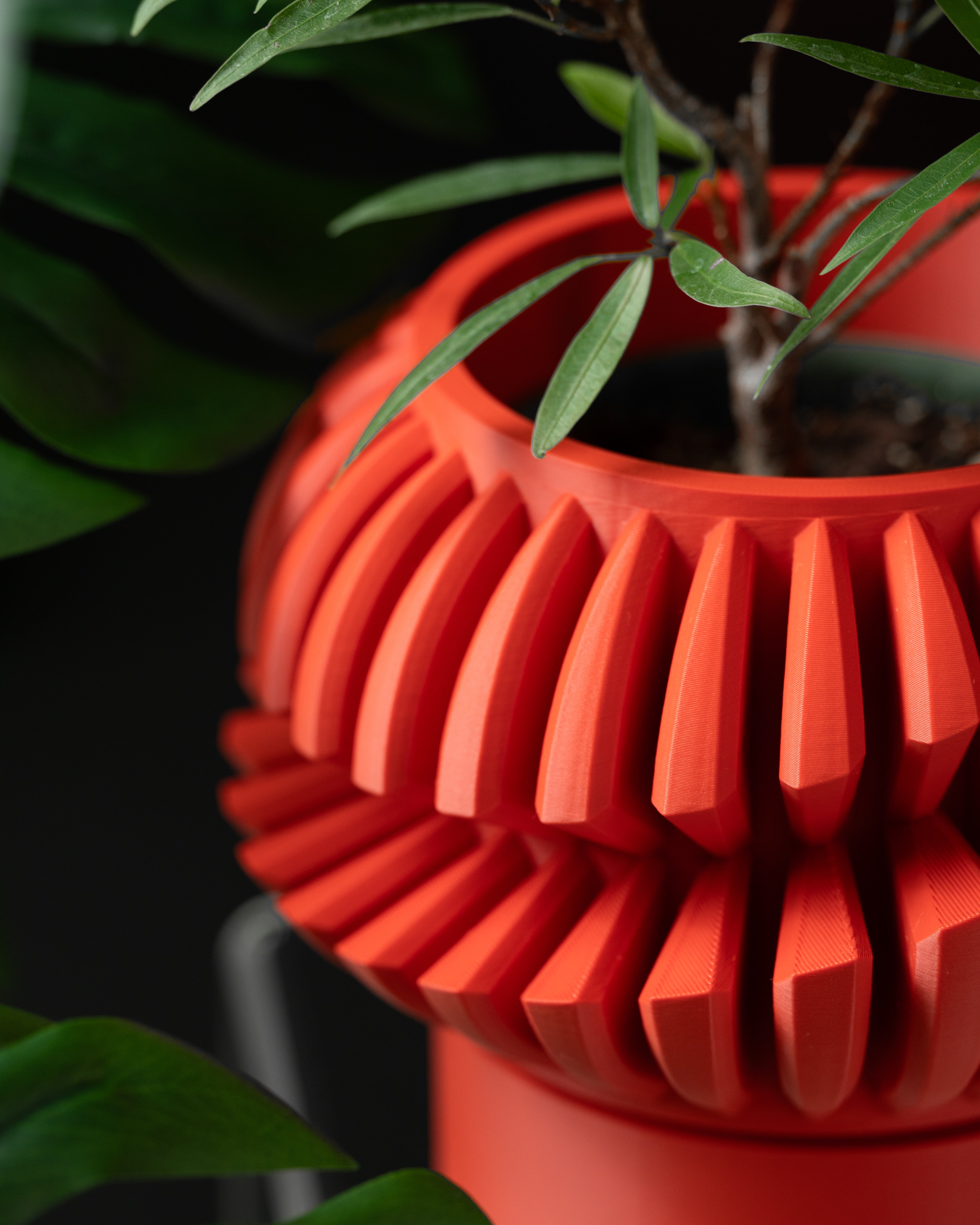 Luxira Planter Vase V2 – Verfeinerte Pflanzdekoration