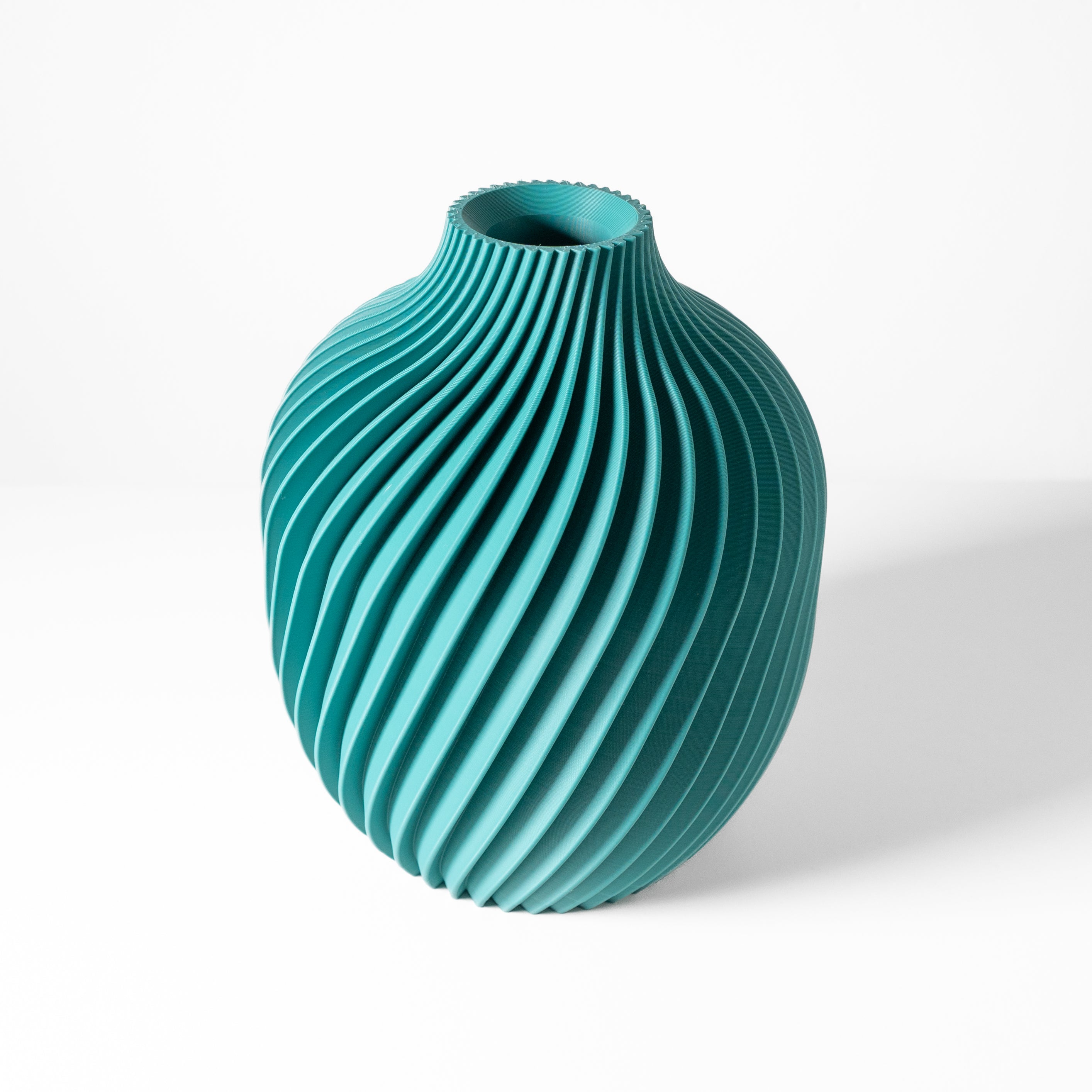 Kivan Vase – Strahlende Moderne Blumenpracht