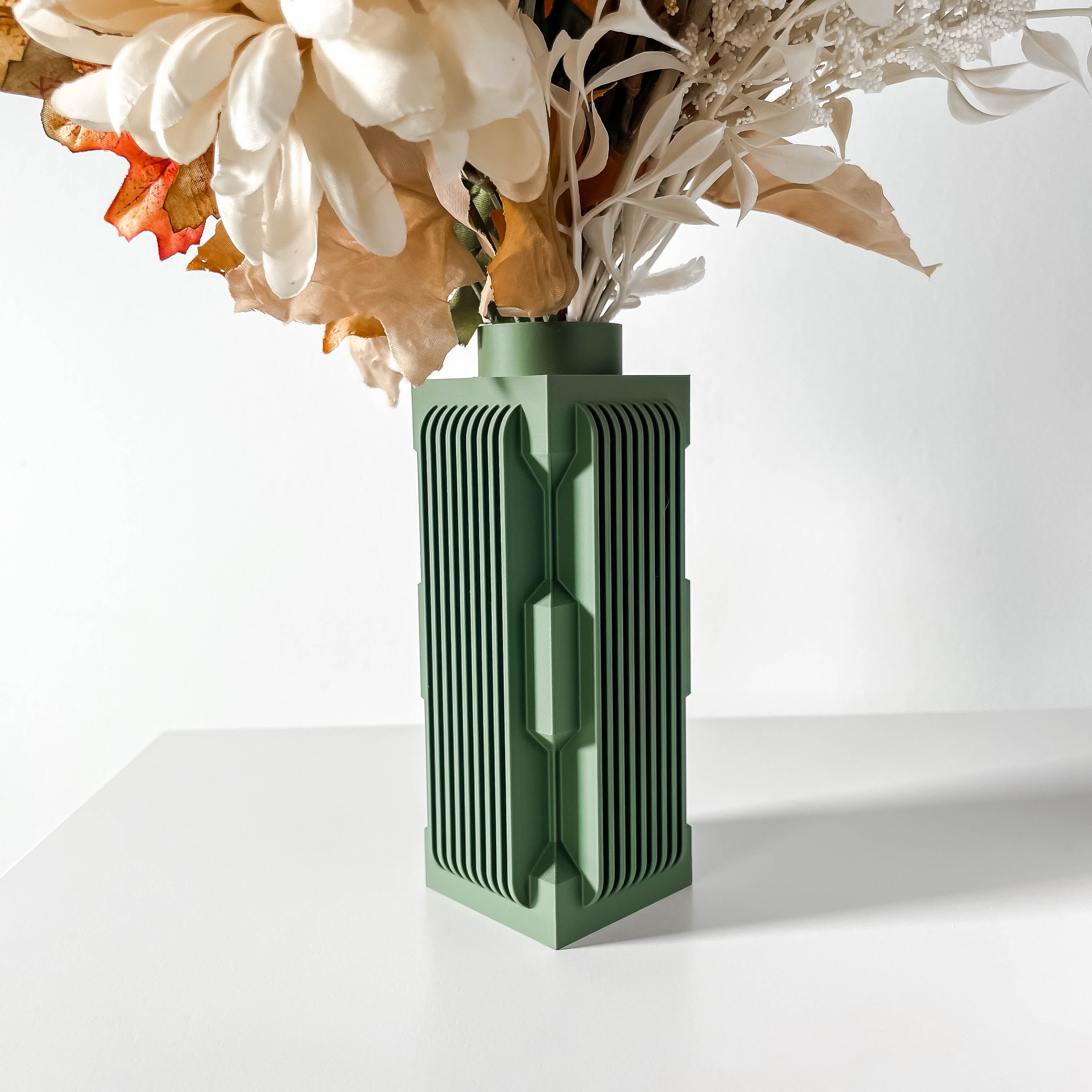 Guso Vase – Strahlende Moderne Blumenpracht