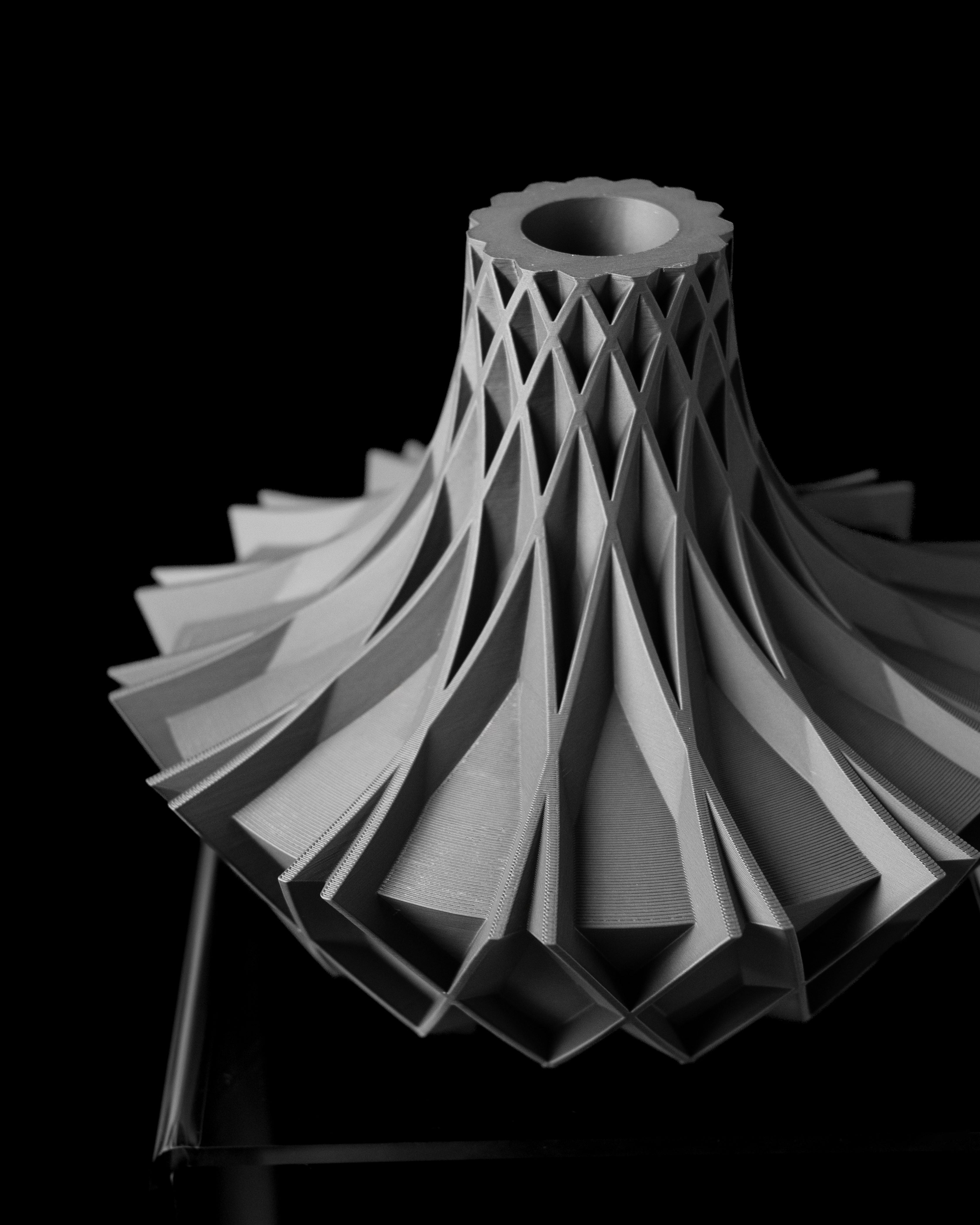 Arkan Short Vase – Moderne Dekoration für Trockenblumen