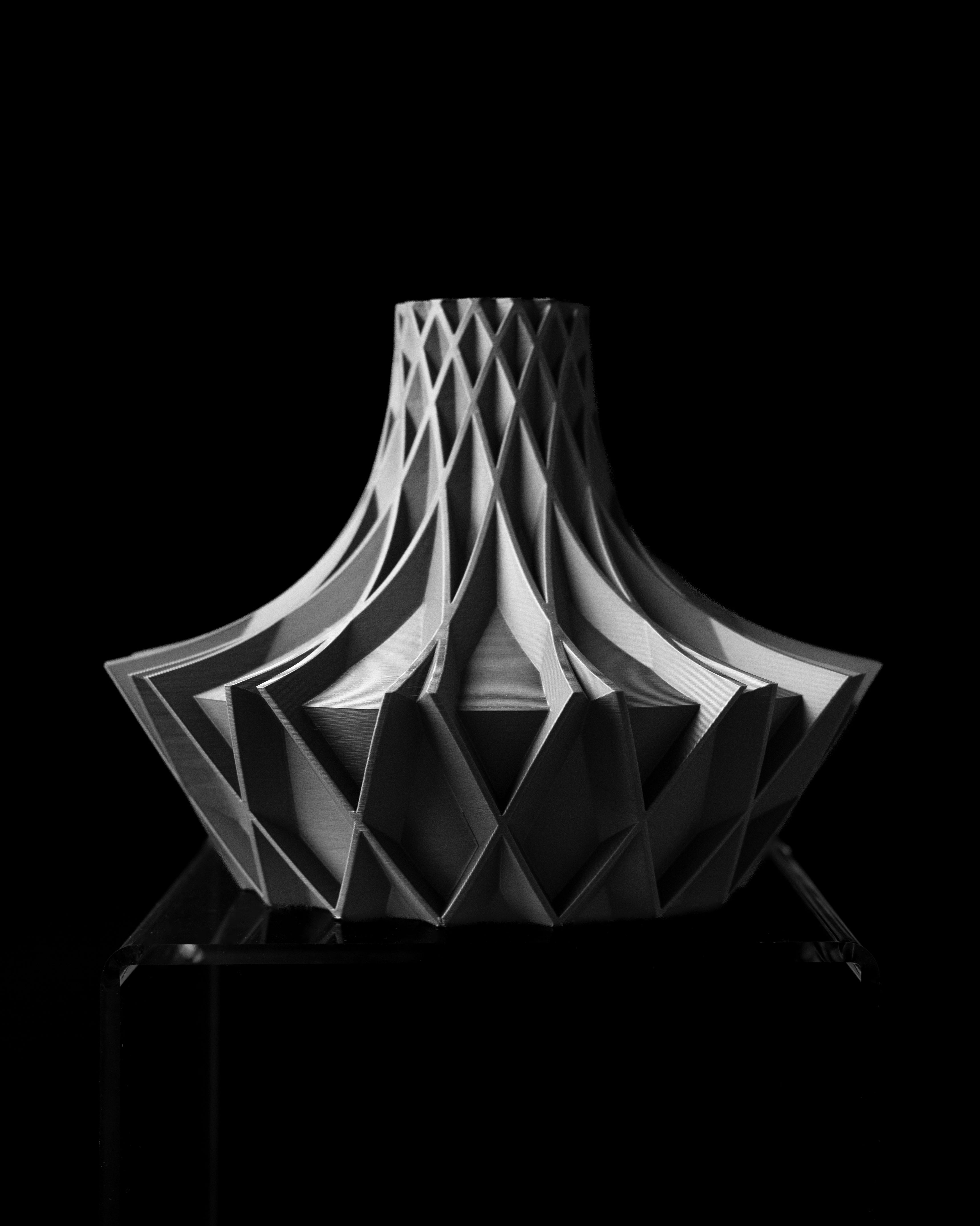 Arkan Short Vase – Moderne Dekoration für Trockenblumen