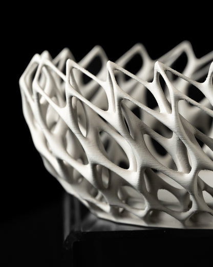 Twisted Catch-all Bowl – Verzierte Moderne Aufbewahrung