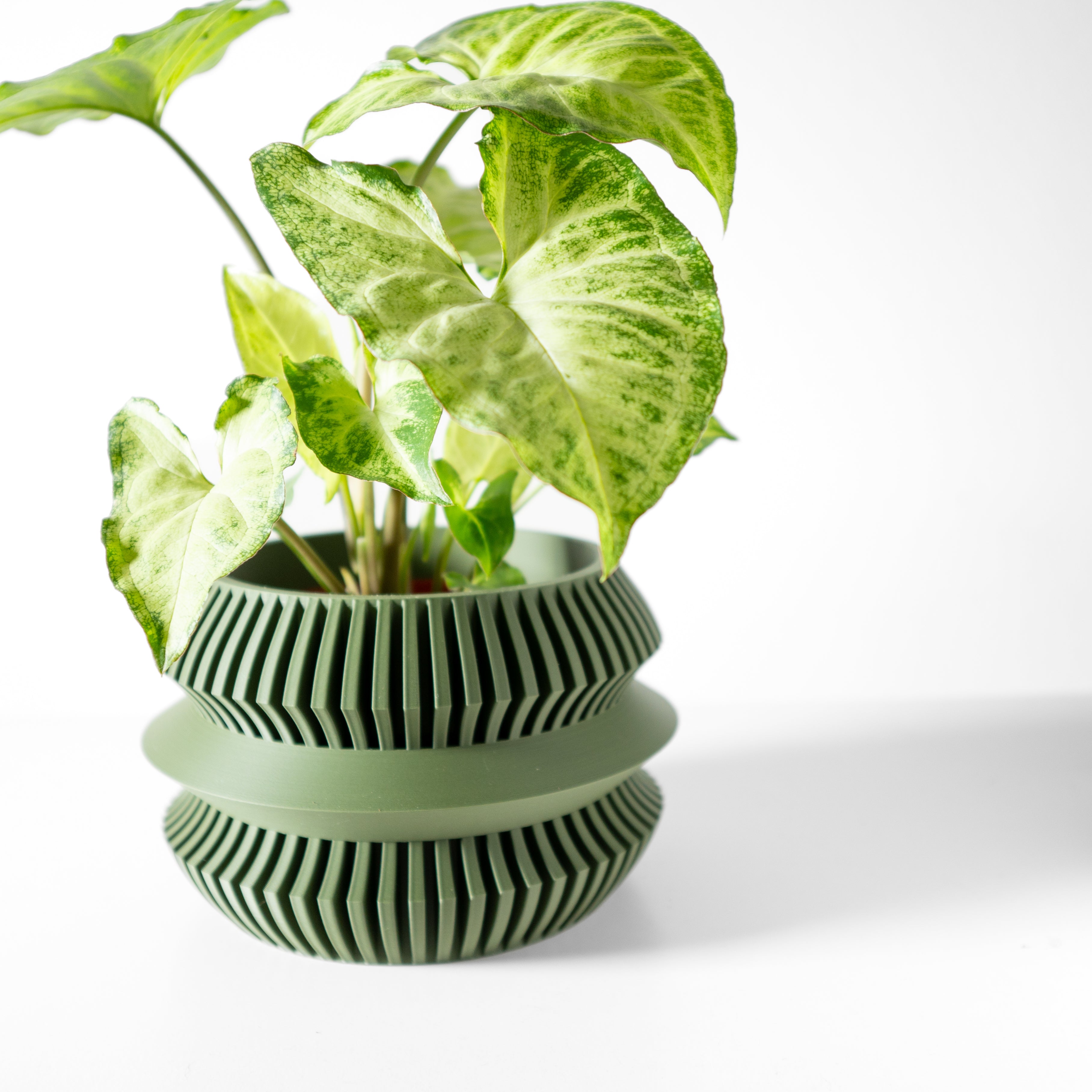 Uldol Planter Vase mit Ablauf – Stabile Pflanzdekoration