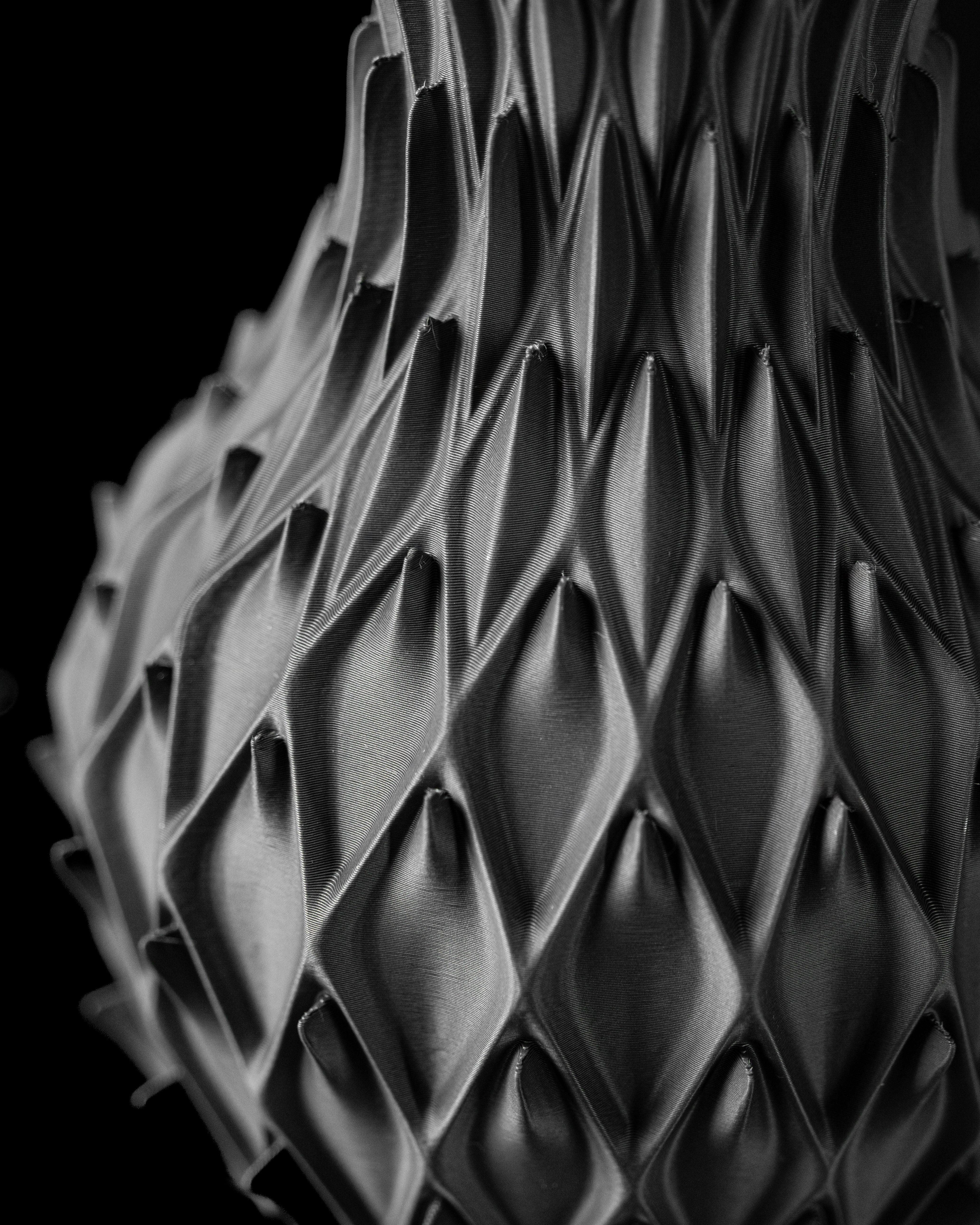 Pental Flower Vase – Fünfeckige Moderne Blumenpracht