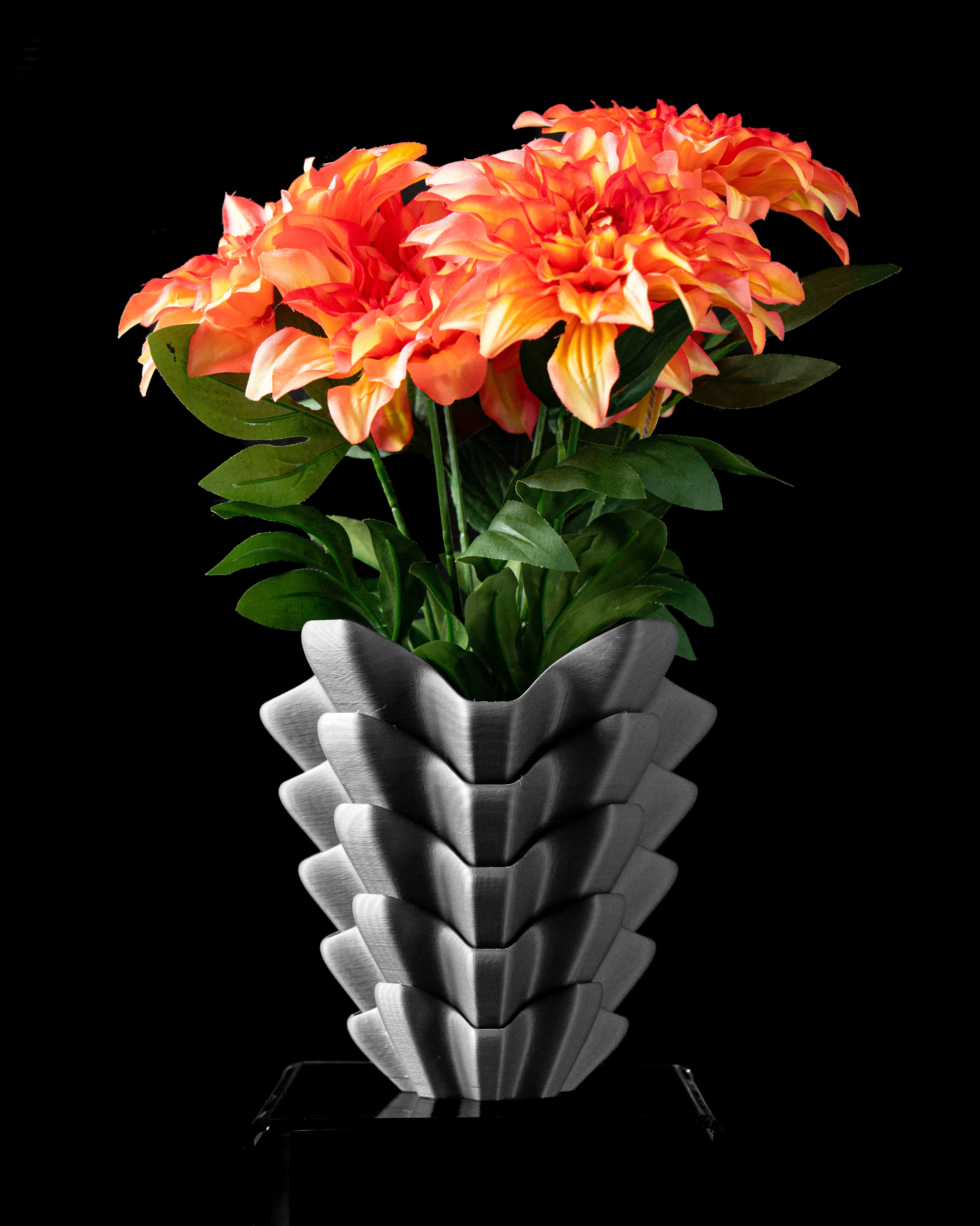 Trilo Flower Vase – Dreifache Moderne Blumenpracht