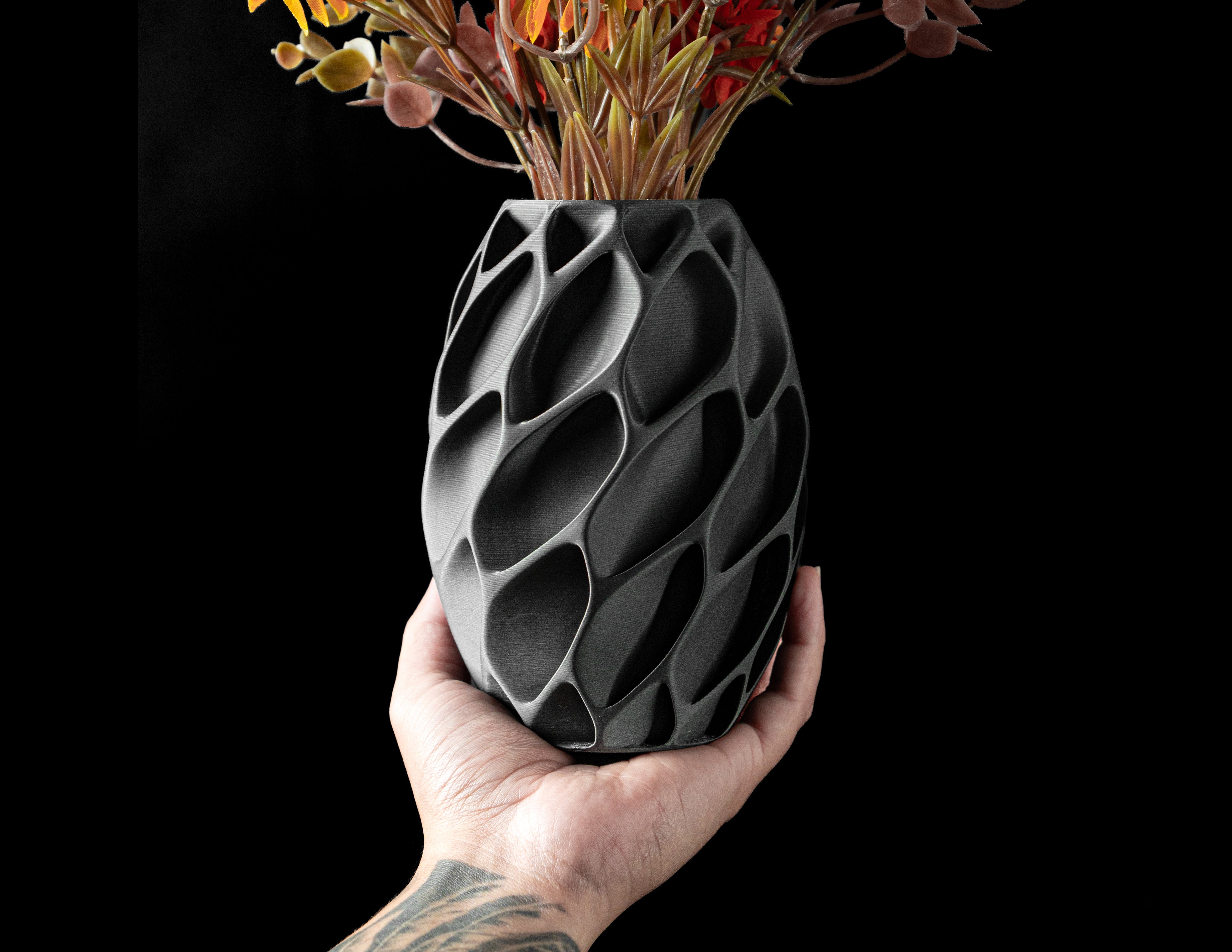 Exo Flower Vase – Extravagante Moderne Blumenpracht