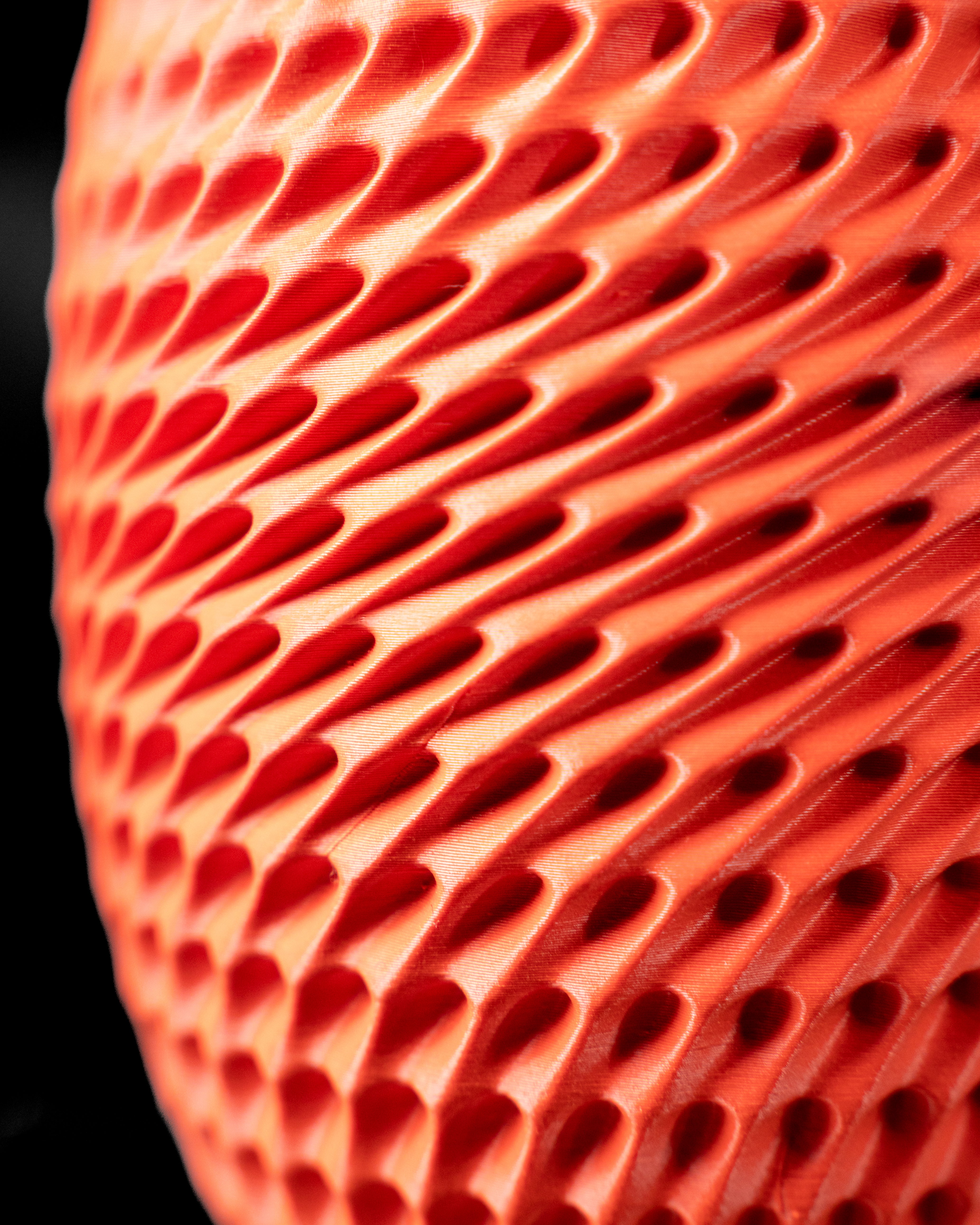 Burrow Flower Vase – Nestartige Moderne Blumenpracht