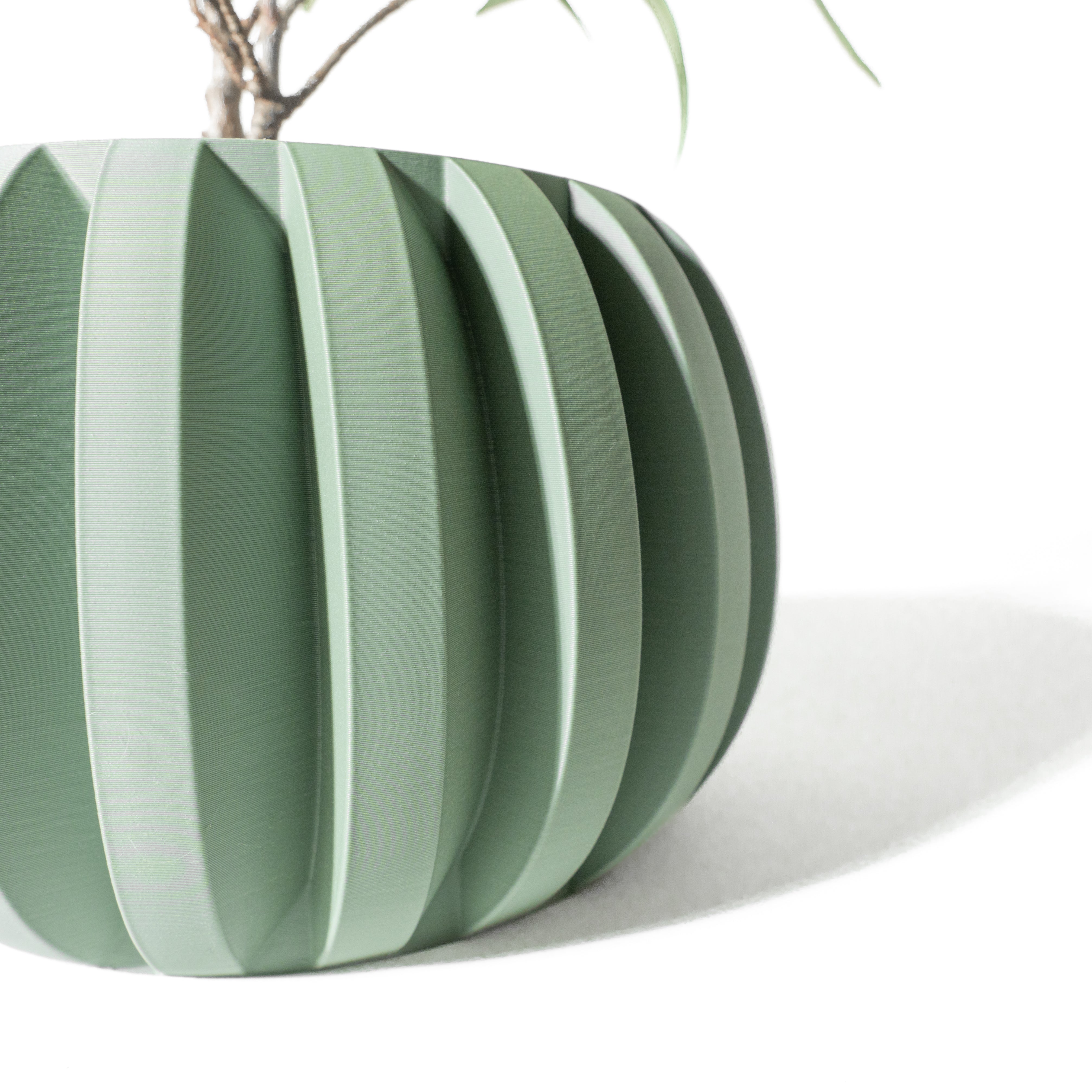 Jone Planter Vase mit Ablauf – Klare Pflanzdekoration