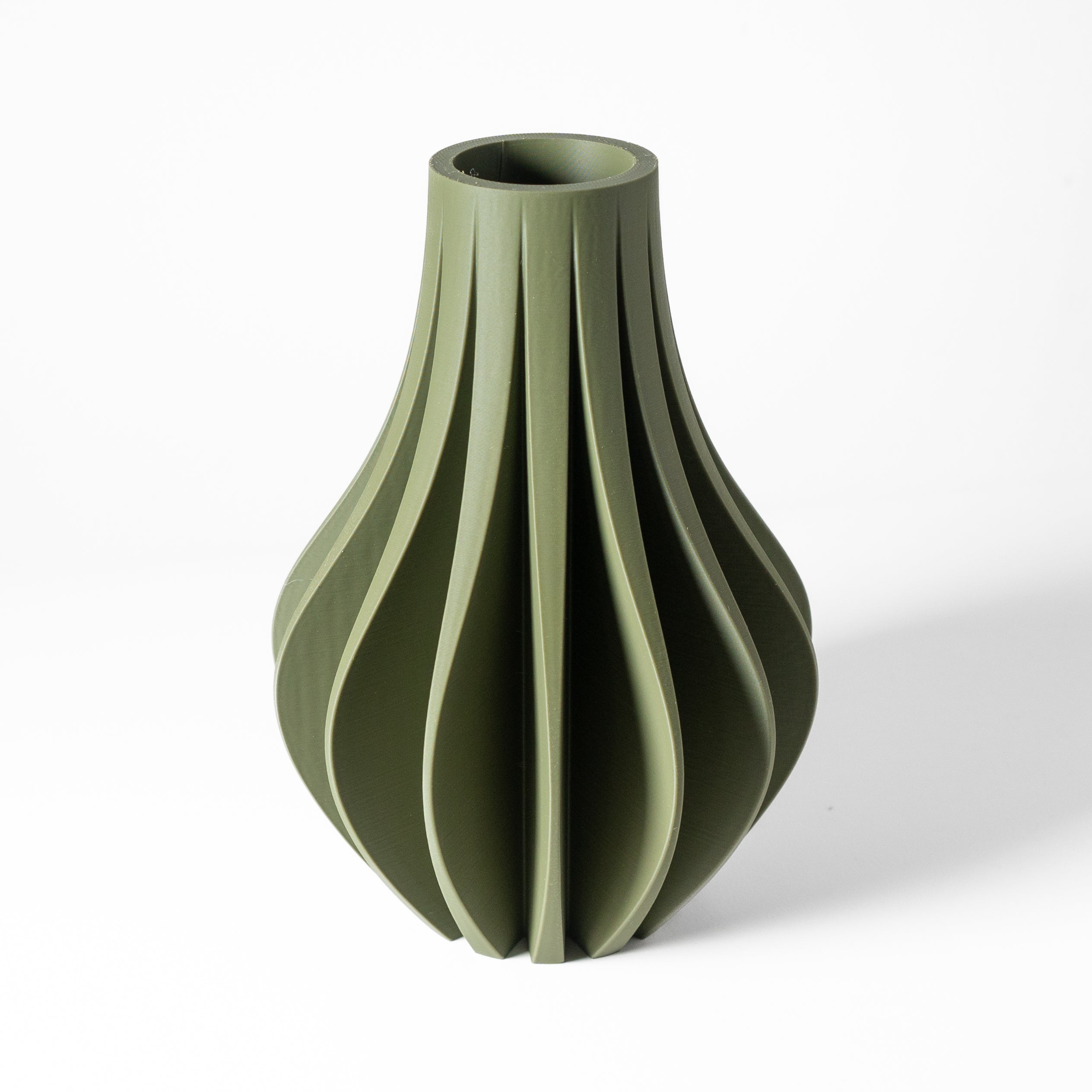 Zolara Vase – Strahlende Moderne Blumenpracht
