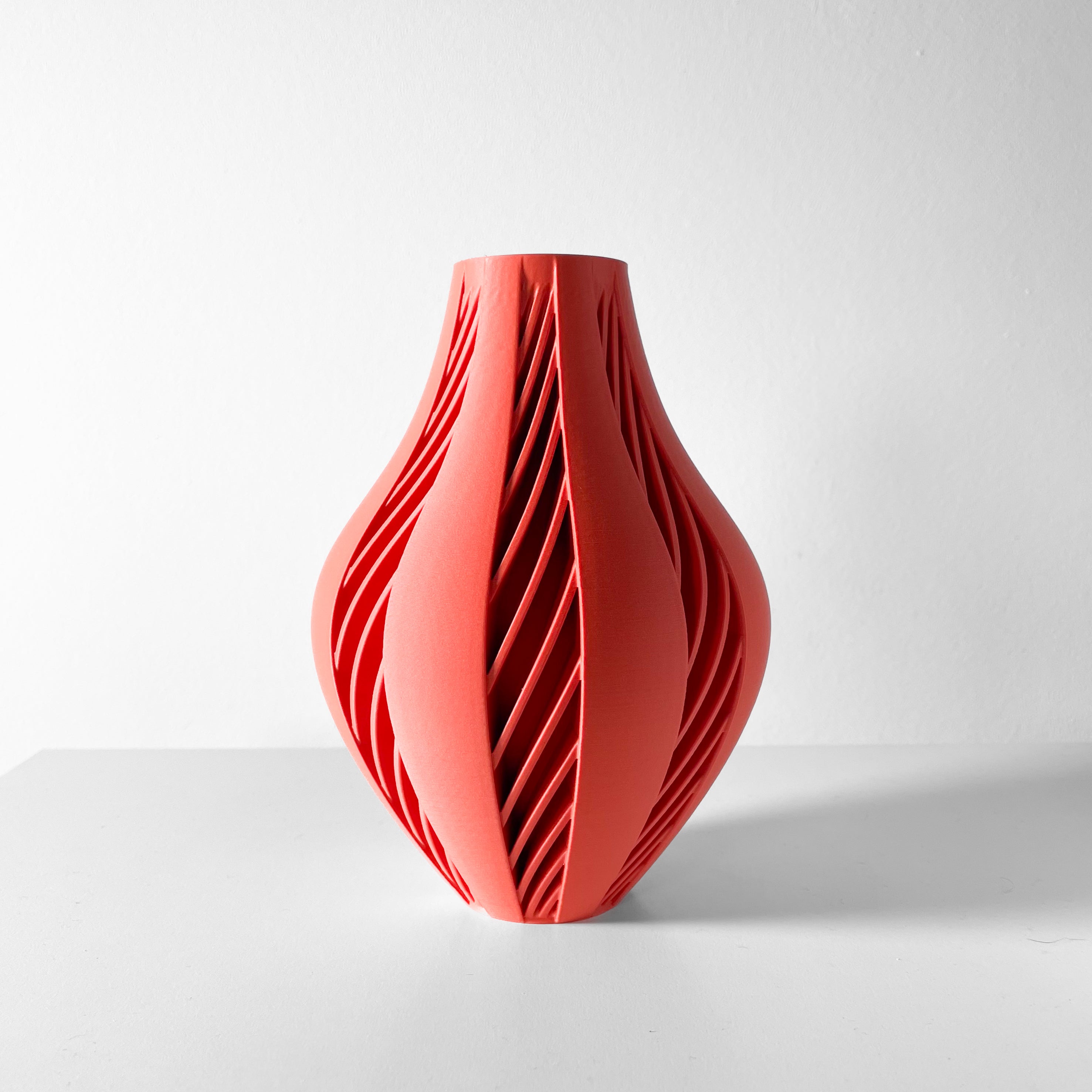 Yorio Vase – Lebendige Moderne Blumenpracht