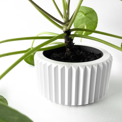 Rilas Planter Vase mit Ablauf – Ruhige Pflanzdekoration