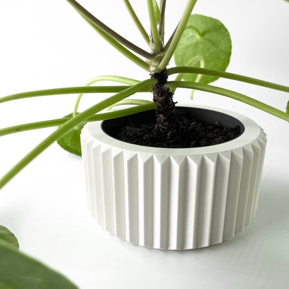 Rilas Planter Vase mit Ablauf – Ruhige Pflanzdekoration