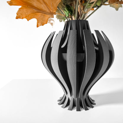 Nemesis Vase – Mächtige Moderne Blumenpracht