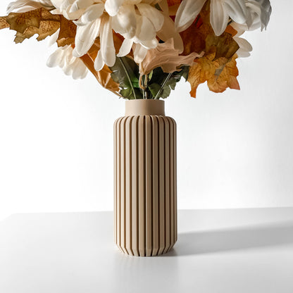 Yuso Vase – Fließende Moderne Blumenpracht